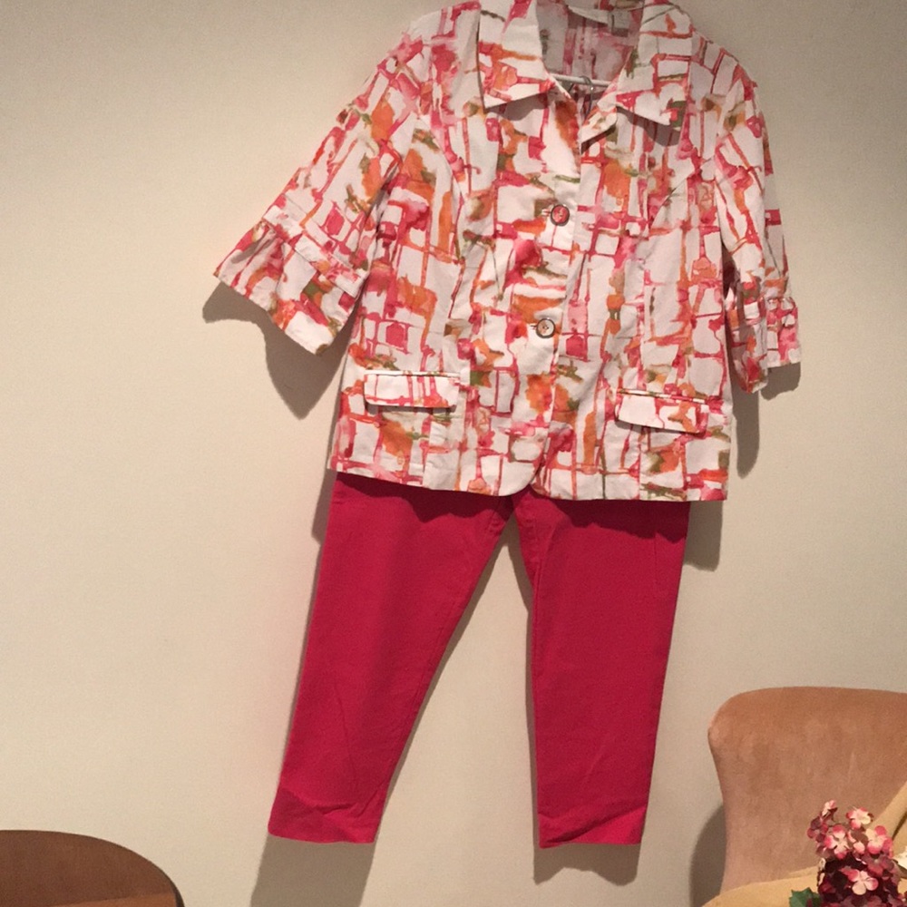 Short Sleeve Jacket - Picture 7 of 7